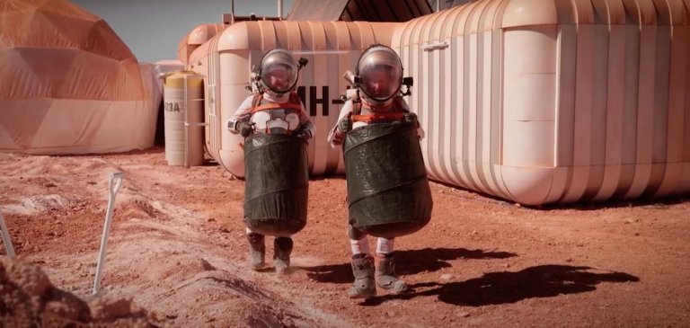 Watch Lance Armstrong and Andy Richter take out the astronaut trash in ‘Stars on Mars’ (video)_64c90fbdd37a6.jpeg