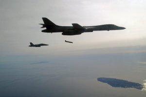 Space Force Joins US-ROK Joint Drill for the First Time; B-1 Participates As Well_65158e37593d5.jpeg