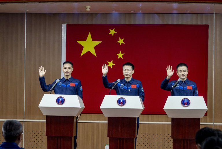 China unveils Shenzhou 17 astronauts launching to Tiangong space station tonight (video)_65395ab6e88c7.jpeg