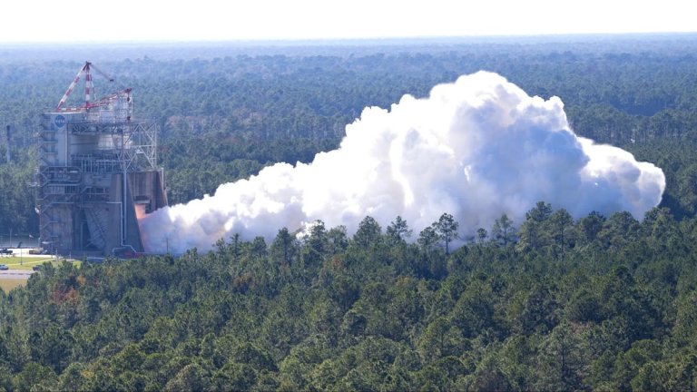 NASA tests new kind of Artemis moon-rocket engine in dramatic ‘hot fire’ test (video)_6531aa878e54c.jpeg