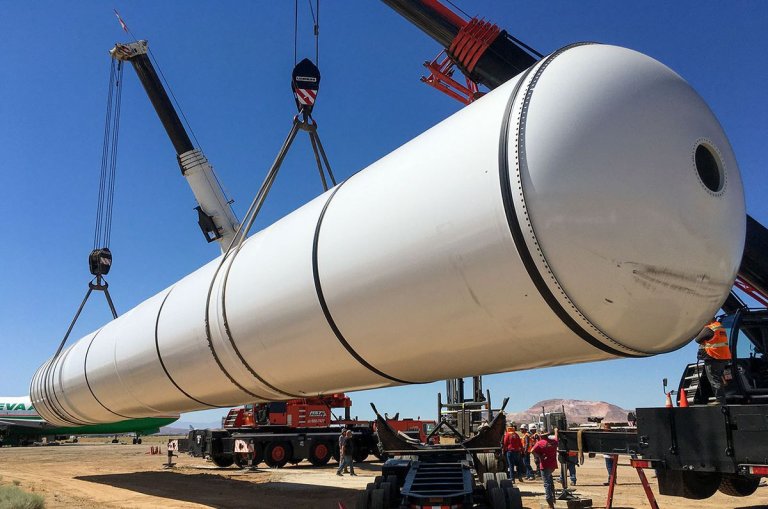 Public invited to watch solid rocket motors arrive for shuttle Endeavour exhibit in L.A._6521ad1fc5486.jpeg