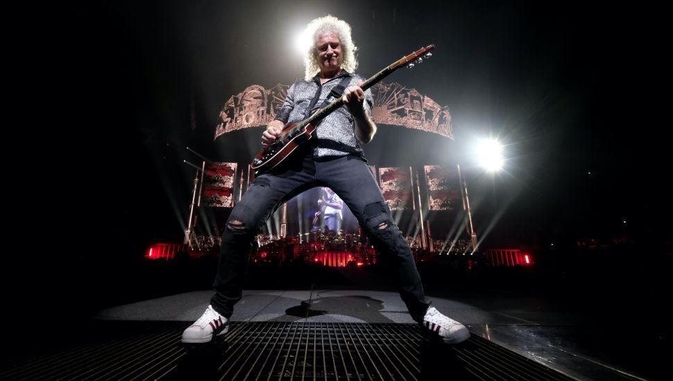 Queen guitar legend Brian May helps analyze NASA’s OSIRIS-REx asteroid samples_65305ae935dba.jpeg