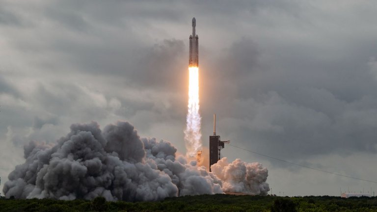 Relive SpaceX’s Falcon Heavy launch of Psyche asteroid mission with these amazing photos_65299f58549ce.jpeg