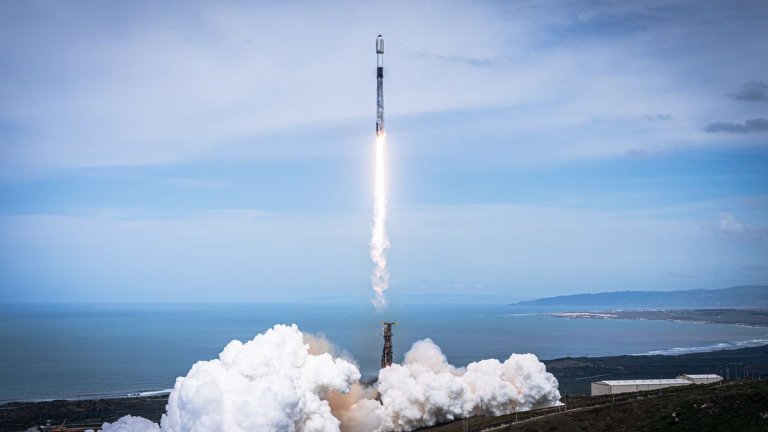 SpaceX inks landmark deal to launch European navigation satellites: report_65382e985e707.jpeg