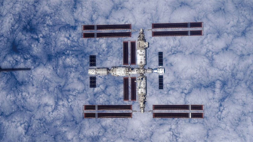 China releases 1st images of complete Tiangong space station (photos)_6567be61813df.jpeg