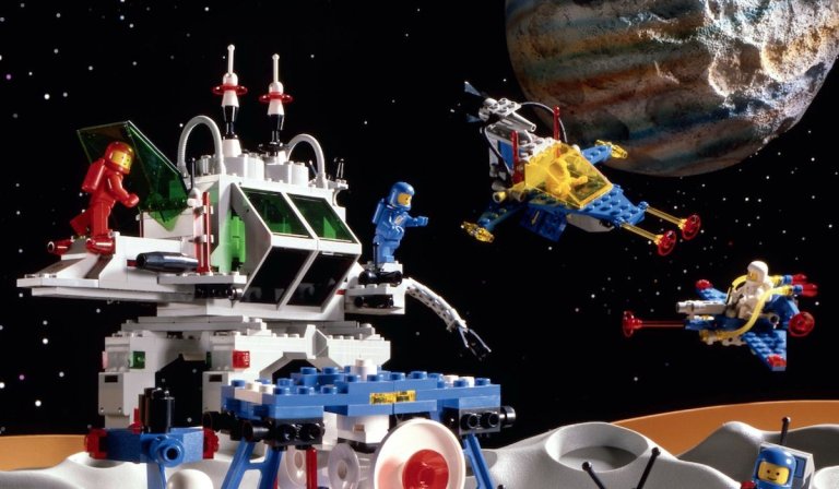 ‘Lego Space: 1978-1992’ takes off for a brick-filled blast from the past_655252e7ae95f.jpeg