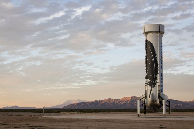 On This Day In Space: Nov. 23, 2015: Blue Origin Sticks 1st Rocket Landing_655f6af52c538.jpeg