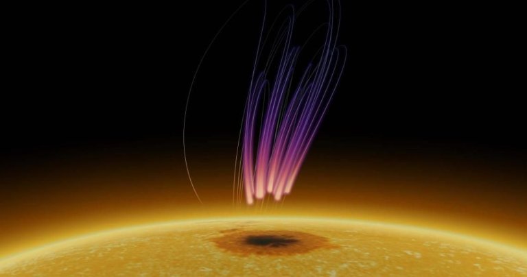 ‘Peculiar’ aurora-like radio signal from sunspot discovered for the 1st time_65554cb9df65c.jpeg