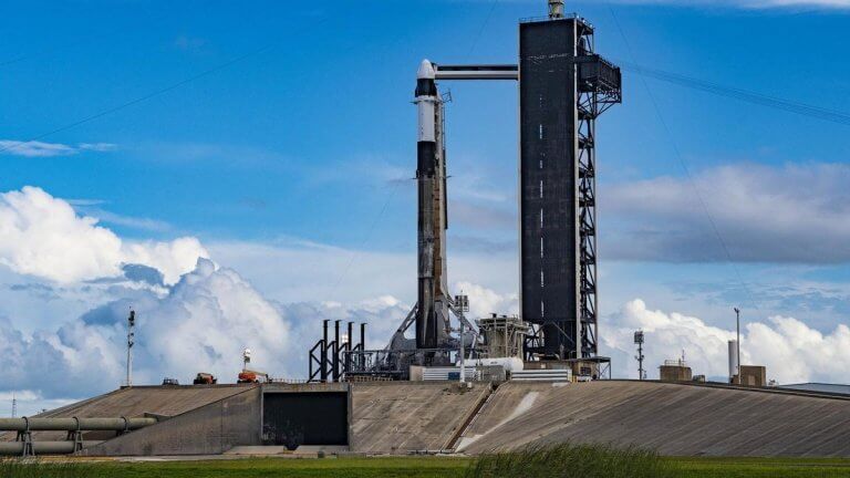 SpaceX, NASA delay CRS-29 cargo launch again, to Nov. 9_6544e9b46143a.jpeg