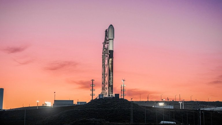 SpaceX to launch O3b mPOWER communication satellites today on its 84th mission of 2023_655142fc3b574.jpeg