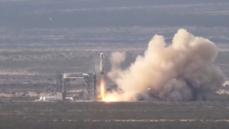 Blue Origin launches New Shepard rocket, aces landing in 1st return to flight since 2022 failure (video)_65821fedc7e50.jpeg