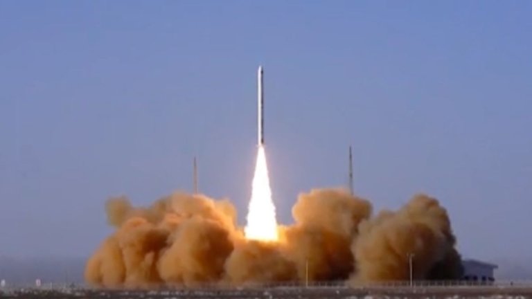 Commercial Chinese rocket launches small returnable spacecraft to orbit (video)_65831ae667148.jpeg