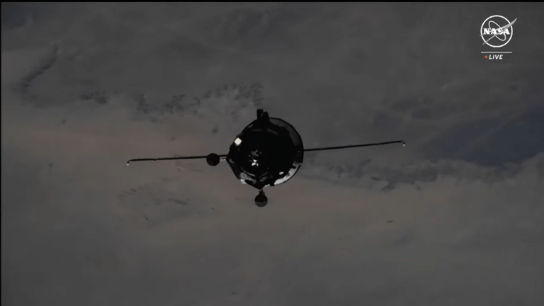 Cosmonauts dock Russian Progress cargo ship to ISS on remote control after autopilot glitch_656cf5e1be667.png