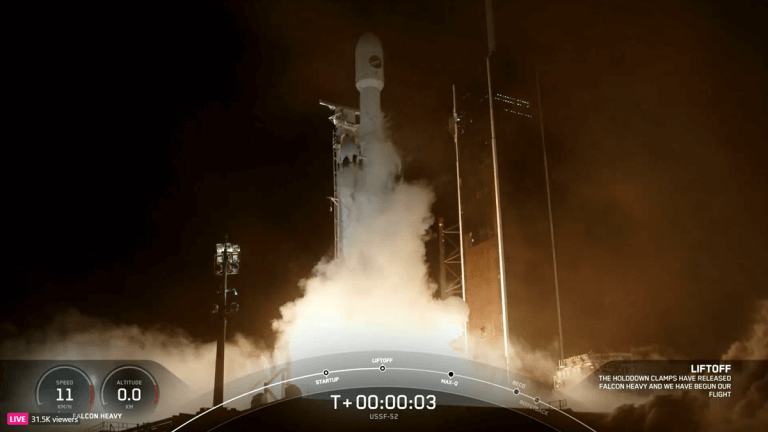 SpaceX Falcon Heavy rocket launches mysterious X-37B space plane for US Space Force after delays_658e2a0d2c6cb.png