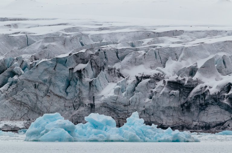 The mysterious ‘speeding up’ glaciers of Svalbard_657480f5a202d.jpeg