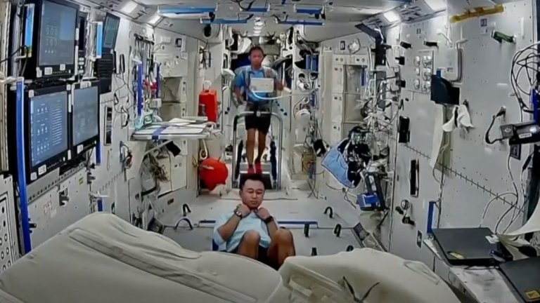 China sends human bone cells to Tiangong space station (video)_65b3c6c5e0f76.jpeg