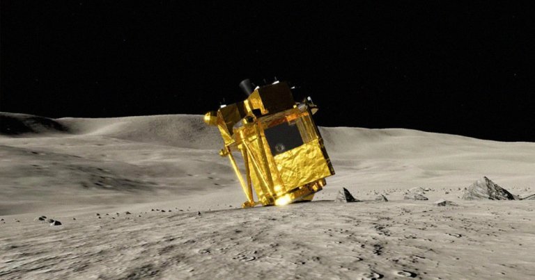 Japanese Moon Lander Springs Back to Life_65b91e2e7c2b6.jpeg