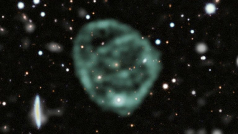 The mystery of vast ‘cosmic ORCs’ — odd radio circles that encompass entire galaxies — may be solved_659eef3fe6d1d.jpeg