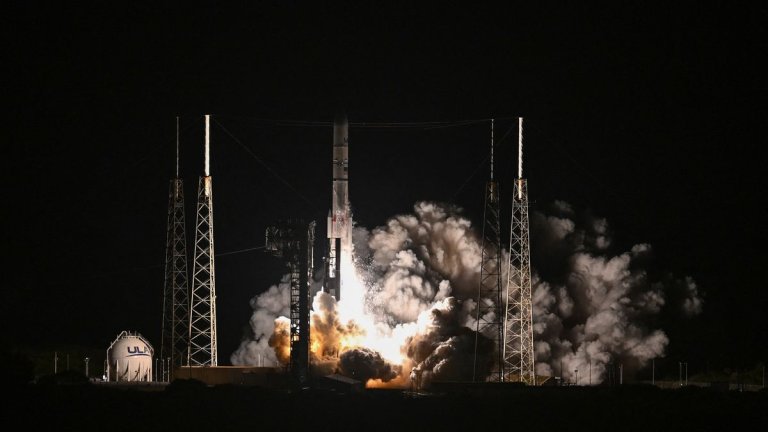 ULA’s Vulcan rocket launches private US moon lander, 1st since Apollo, and human remains in debut flight_659bda923fd95.jpeg