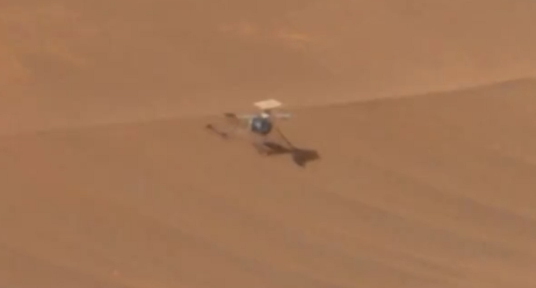 NASA Rover Spots Dead Mars Helicopter in Its “Final Resting Place”_65c4fb6d6dcac.png