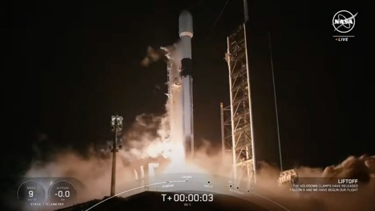 SpaceX launches private ‘Odysseus’ lander on pioneering moon mission_65cdb02eec071.jpeg