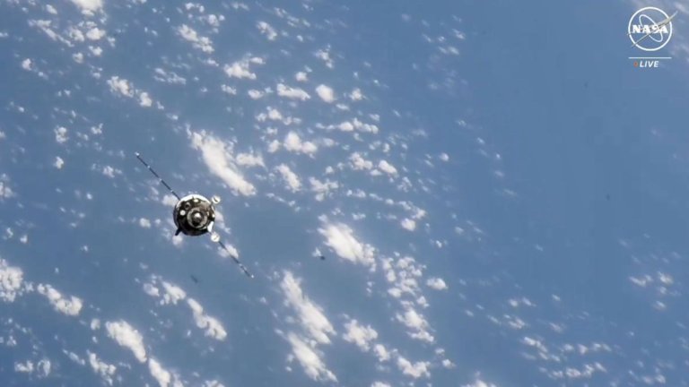 3 spaceflyers arrive at the ISS aboard Russian Soyuz spacecraft_6601c2e68b7df.jpeg