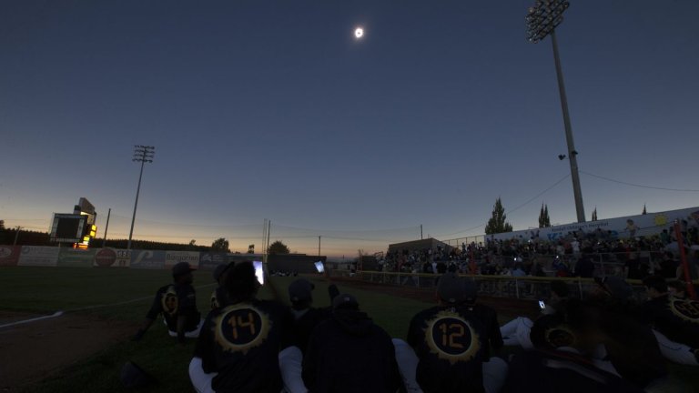 April 8’s total solar eclipse will make baseball history. Here’s how_65f45acc9778e.jpeg