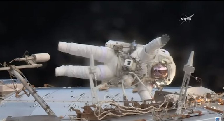 Fly me to the moon: NASA accepting astronaut applications (video)_65e8c66170ad5.jpeg