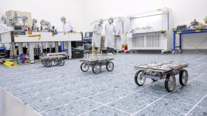 NASA’s mini moon rovers go for a test drive ahead of 2025 private lunar launch (photos)_6609699e11202.jpeg