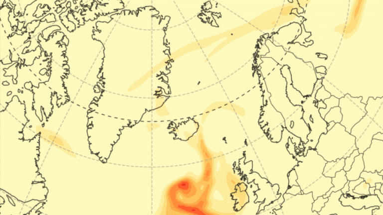 Satellites watch Iceland volcano spew gigantic plume of toxic gas across Europe_65ff1fd73e52d.gif