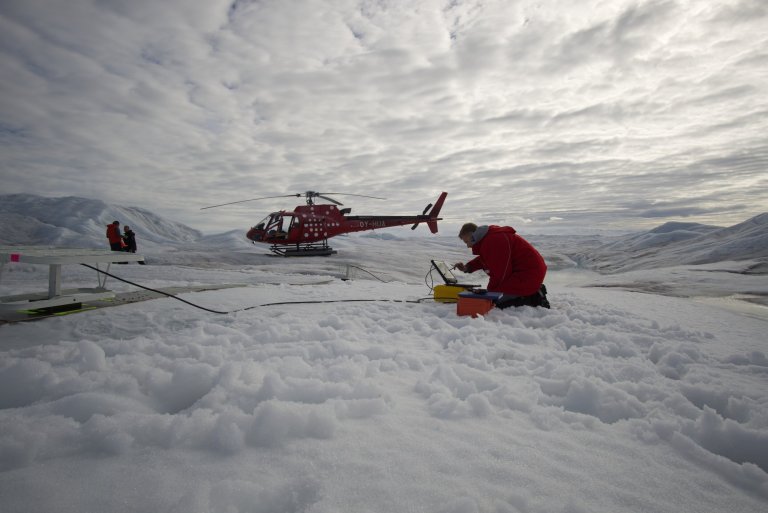 Study reports enormous ice loss from Greenland glacier_65feee6caad03.jpeg