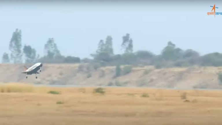 Watch India’s prototype space plane ace a landing test (video)_6602a3cb631a6.jpeg