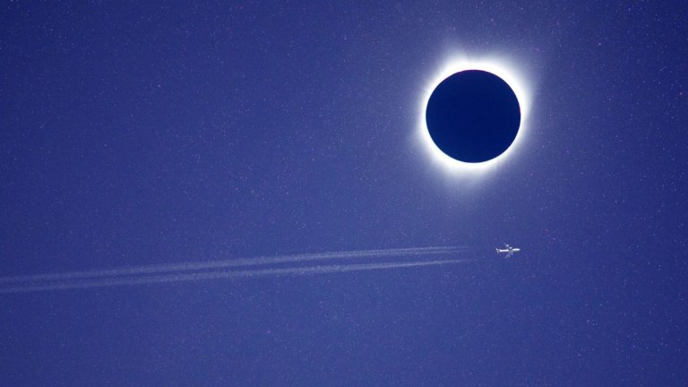 How the supersonic Concorde jet broke the record for the longest total solar eclipse in history_661000e87cc61.jpeg