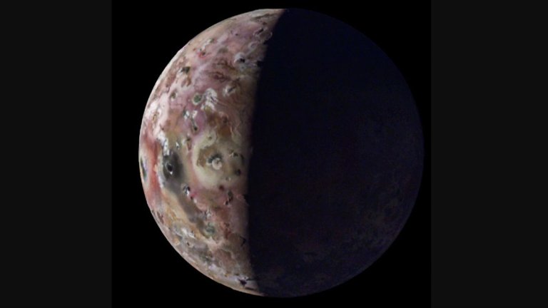 NASA’s Juno probe captures amazing views of Jupiter’s volcanic moon Io (video)_6622f6509eac5.jpeg