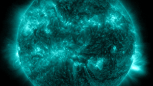 Here we go again — new sunspot regions emerge, strong solar flare recorded_6647d22de63f5.png