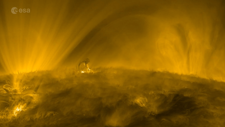 New Close-up Video Shows the Sun’s Surface as the Hellscape We Always Imagined_6633c9422be60.png