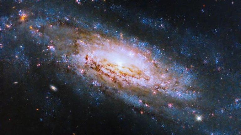 See this galaxy’s bright center? It’s home to a voracious supermassive black hole_663aa359b2863.jpeg