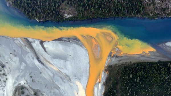 Alaska’s rivers are turning bright orange and as acidic as vinegar as toxic metal escapes from melting permafrost_666a273f09035.jpeg