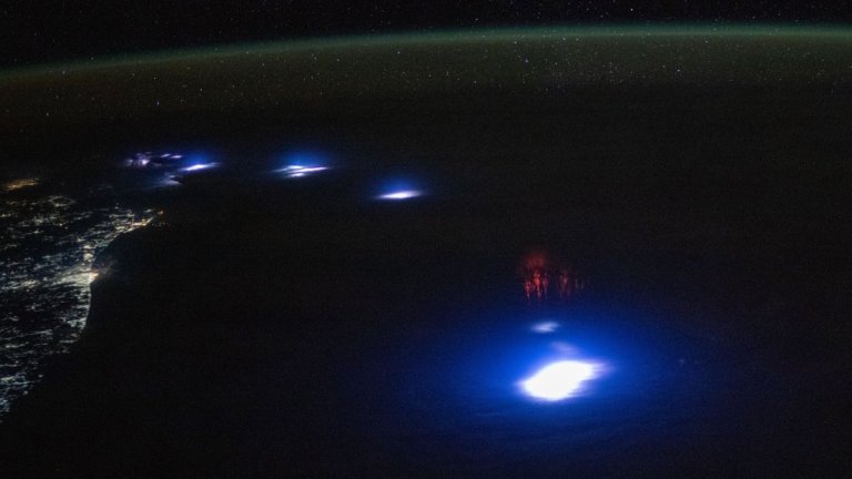 Sprites from space! Astronaut photographs rare red lightning phenomenon from ISS_667b41570b652.jpeg