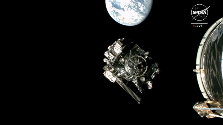 Watch GOES-U weather satellite float above a brightly shining Earth in stunning video from space_667c78c37d115.jpeg