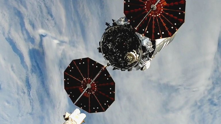 Cygnus cargo spacecraft departs the ISS for a fiery re-entry in Earth’s atmosphere_66914510e9b50.jpeg