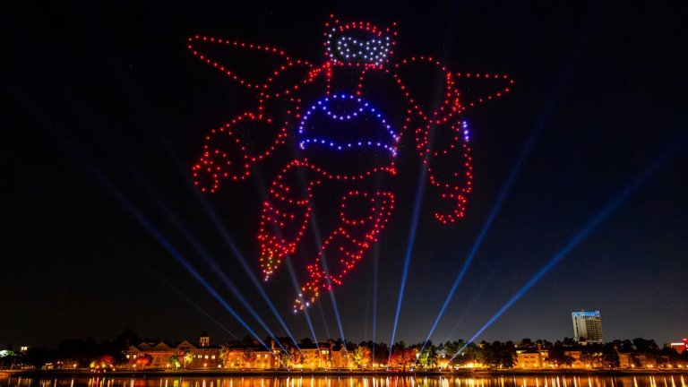 Disney ‘Dreams That Soar’ drone show lights up sky with Star Wars, Marvel and more sci-fi favorites_669fc55cb5f8d.jpeg