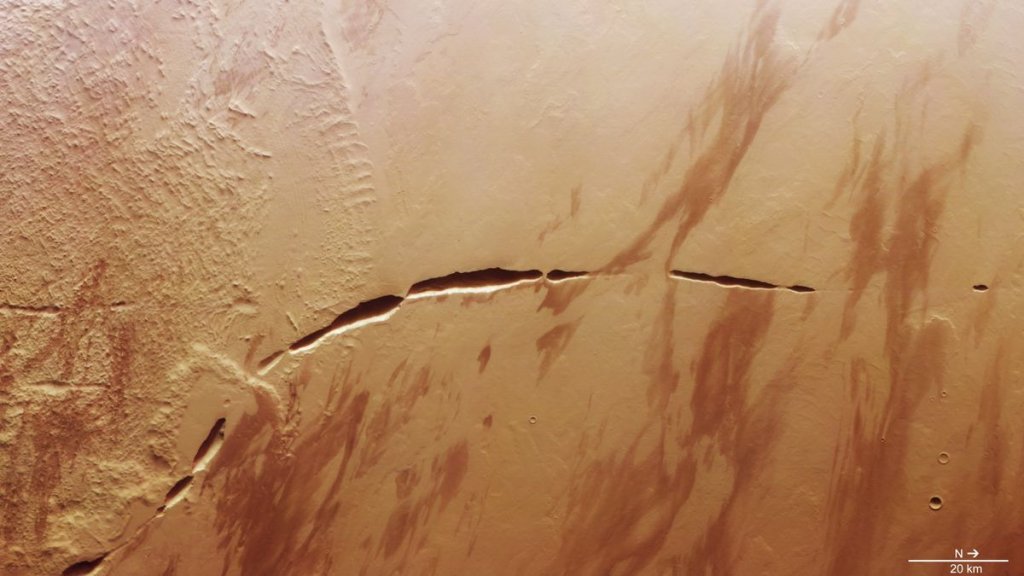 Mars orbiter captures Red Planet scar that’s longer than the Grand Canyon (image)_66887b2272a5e.jpeg