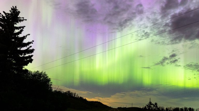 Northern lights delight as ‘cannibal’ solar storm triggers auroras across US and Canada (photos)_66aa516672d1d.jpeg