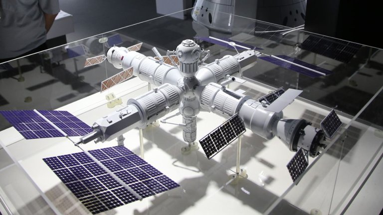 Russia unveils timeline for building its new space station, starting in 2027_669f54daa709e.jpeg