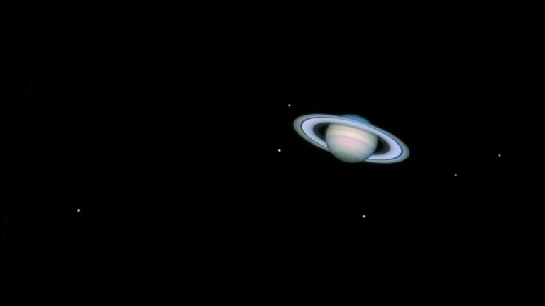 See the moon and Saturn meet up in the night sky tonight_669fc57447d76.jpeg