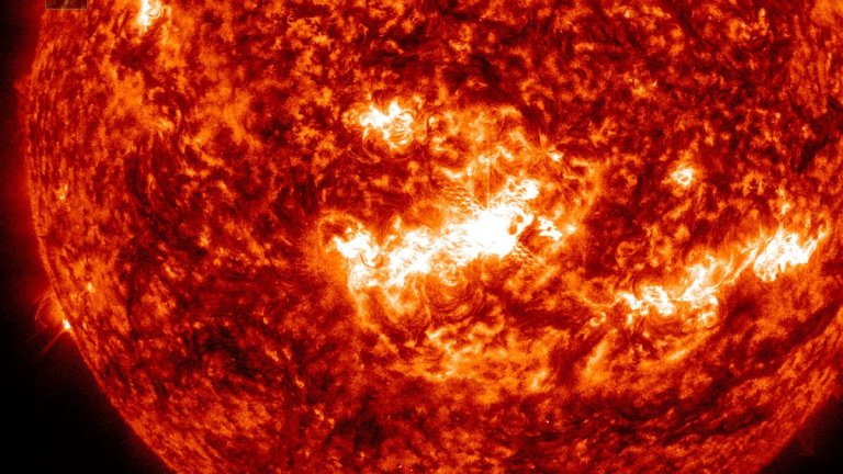 Watch a colossal X-class solar flare erupt from Earth-facing sunspot (video)_66a88fa9934b3.jpeg