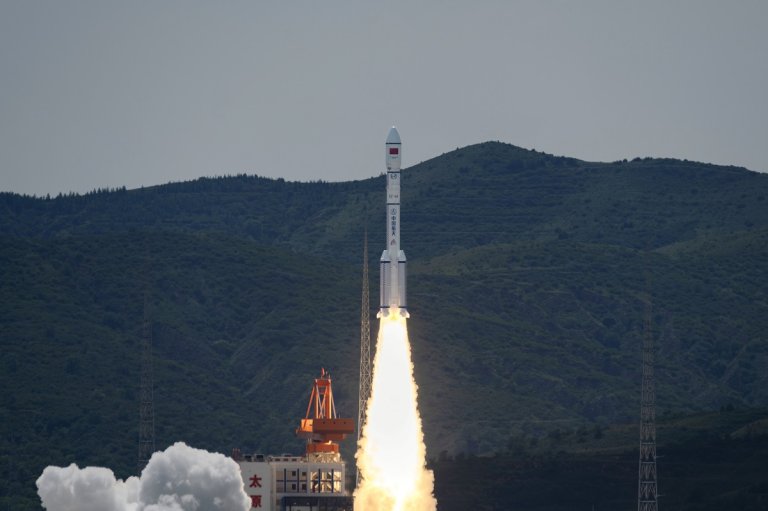 China Launches First Portion of Satellite Megaconstellation_66b630867b439.jpeg