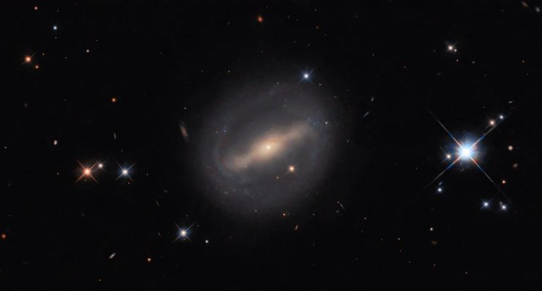 New Hubble Telescope image captures peculiar ring-shaped galaxy_66cde9f6ebeaf.jpeg