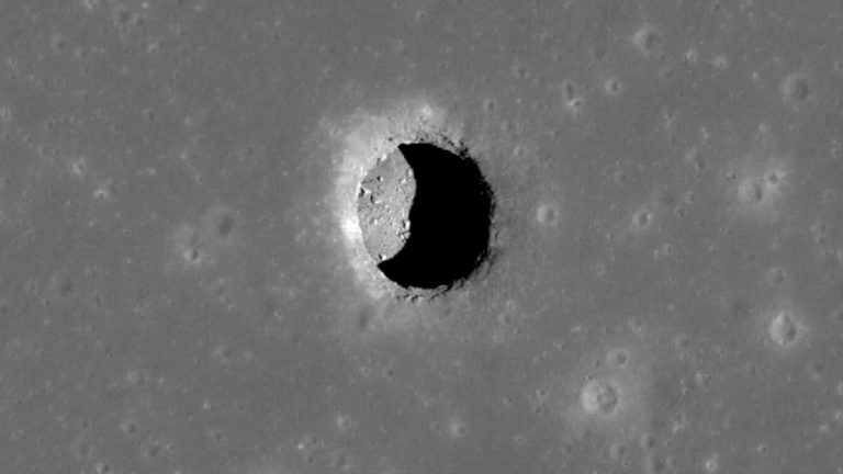 Scientists discover fascinating tunnel on the moon_66b7d540ef4d2.png